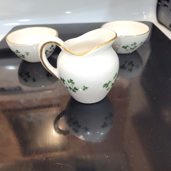 VINTAGE CARRIGALINE POTTERY SHAMROCK LOT - Picture 4 of 10
